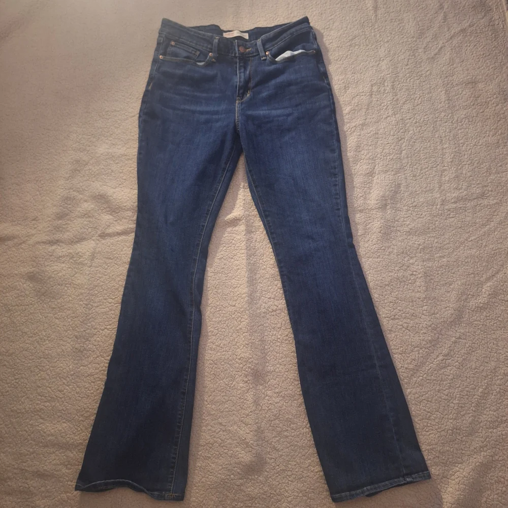 Signature by Levi Strauss Dark Blue Mid-rise Bootcut Jeans W30 L34